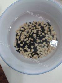 美味早餐黑米豆浆做法图解2)