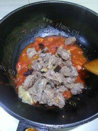 家常菜西红柿土豆炖牛肉做法图解3)