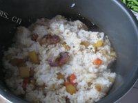 营养腊肠焖饭
