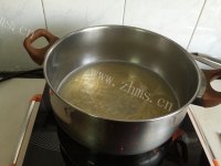 自制草菇鸡肉酱拌面做法图解9)