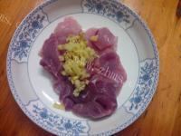 美味的芹菜蒸饺做法图解3)