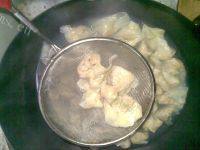 紫菜虾皮馄饨做法图解8)