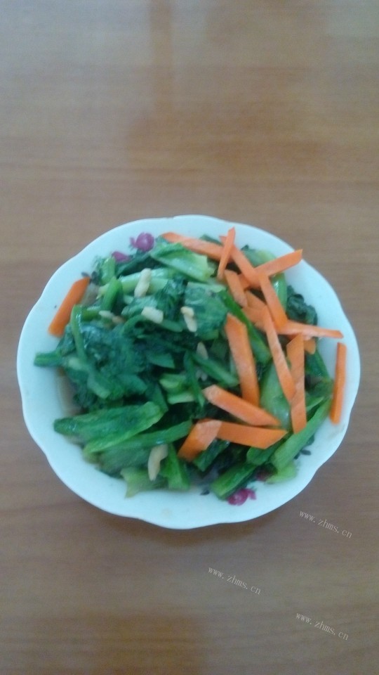 色香味俱全的蒜蓉油麦菜