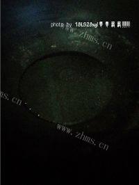 酸菜鸡蛋炒饭做法图解4)