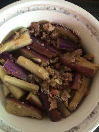 家常菜肉末茄子煲做法图解8)