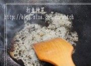 美味的榛蘑炖小鸡做法图解3)