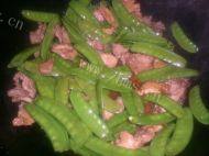 香鲜至极的肉炒荷兰豆