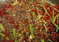 好吃的芹菜炒牛肉做法图解10)