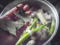 味道不错的红烧牛肉做法图解5)