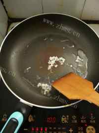 家常菜苦瓜炒牛肉做法图解5)