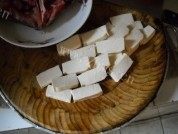 美味的剁椒鱼头豆腐做法图解2)