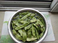 家常菜炖芸豆做法图解3)