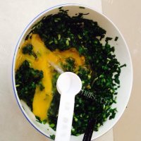 自制韭菜鸡蛋灌饼做法图解6)