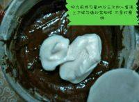 自制可可奶油蛋糕做法图解8)
