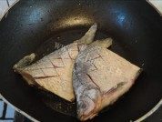 美味的红烧武鲳鱼做法图解5)