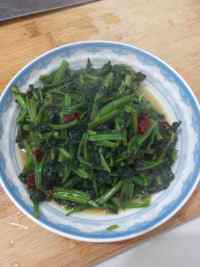 家常菜清炒菠菜