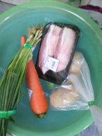 不错的土豆红萝卜饭做法图解1)