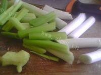 自己做的羊肉大葱水饺做法图解3)