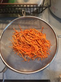 油而不腻的虫草乌鸡汤做法图解9)