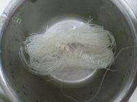 绝味的菠菜拌粉丝做法图解1)