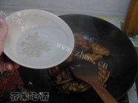 健康美味的红烧鸡翅做法图解12)