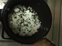 松露海参炒饭做法图解7)