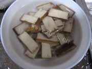 香干炒芹菜做法图解4)