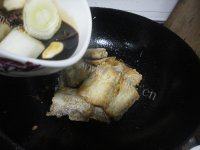 「美味可口」红烧带鱼做法图解6)