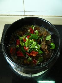 美味的黄焖鸡米饭做法图解12)