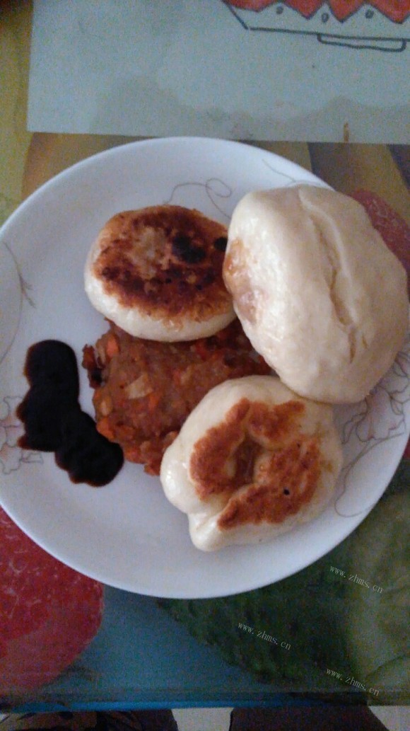 美味营养的肉饼