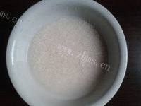 美味的豌豆糯米饭做法图解4)