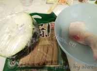竹荪煲鸡汤做法图解1)