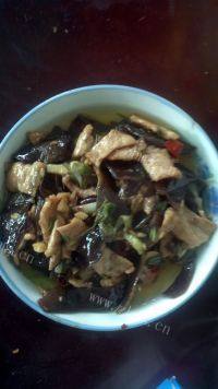 家常菜木耳炒肉片