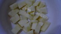 可口的腐乳豆豉蒸鸡做法图解4)