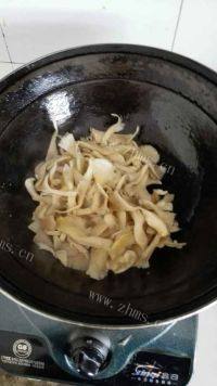 美味的平菇鸡蛋汤做法图解4)