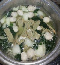 自制肉丸白菜汤