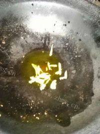 家常菜爆炒油麦菜做法图解3)