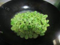 家常菜葱香蚕豆做法图解5)