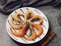 美味的面包机版盐焗虾做法图解11)