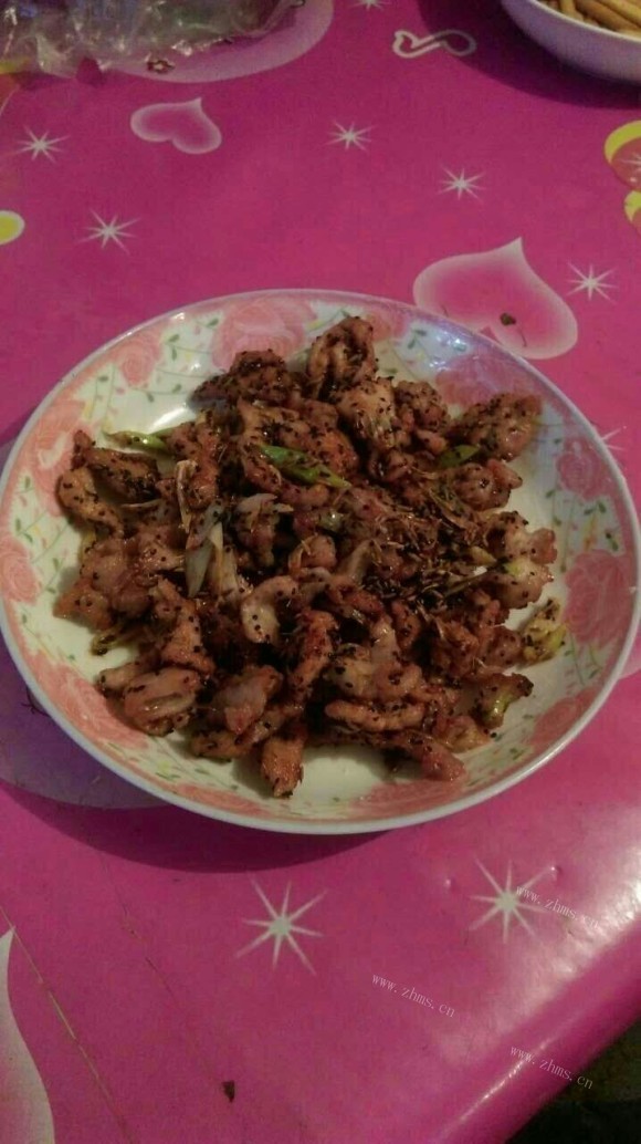 色味俱佳的孜然肉片