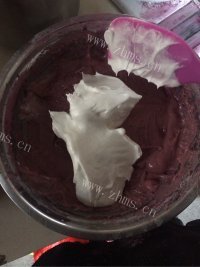 简单DIY电饭煲版紫薯蛋糕做法图解5)