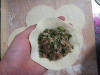 日常猪肉豆角包子做法图解7)