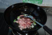色味俱全的肉末雪里蕻做法图解4)