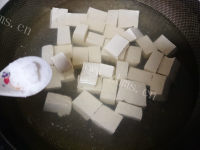 好吃的腐乳肉酱烧豆腐做法图解3)