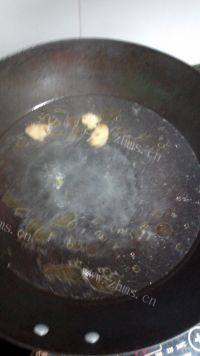菠菜猪肝汤做法图解2)