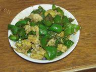 「健康美食」青椒炒鸡蛋