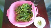 十分诱人的清炒菜苔做法图解1)