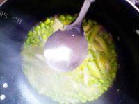 家常菜丝瓜炒毛豆