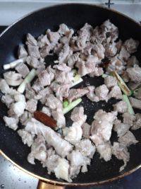 鲜香美味红烧牛肉面做法图解5)