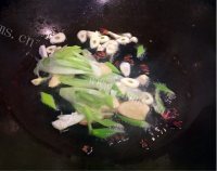 私房美食红烧鸡翅炖蛋做法图解10)